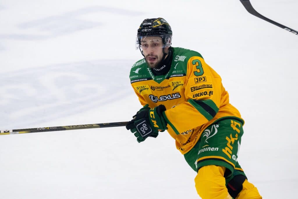 Tampereen Ilves menetti kapteeninsa Sveitsiin Tampereen Ilves menetti kapteeninsa Sveitsiin
