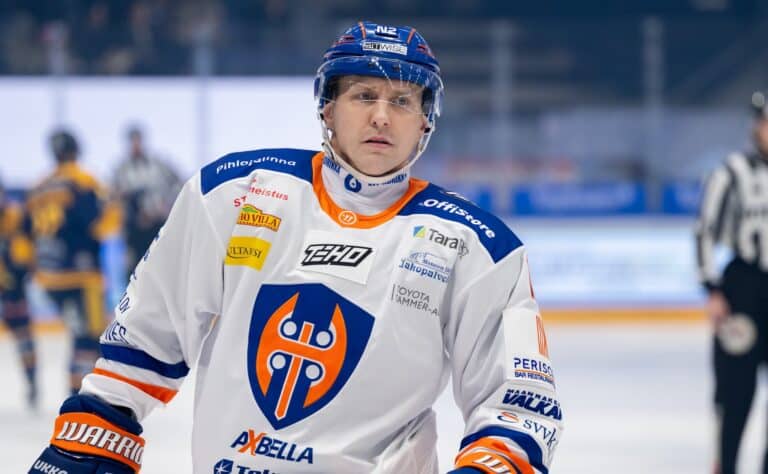 IL: Jääkiekon SM-liigassa jysähti todellinen yllätyssiirto!