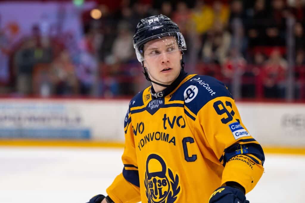 HIFK:n sometiimi tuli paljastaneeksi suuren pelaajasiirron HIFK:n sometiimi tuli paljastaneeksi suuren pelaajasiirron