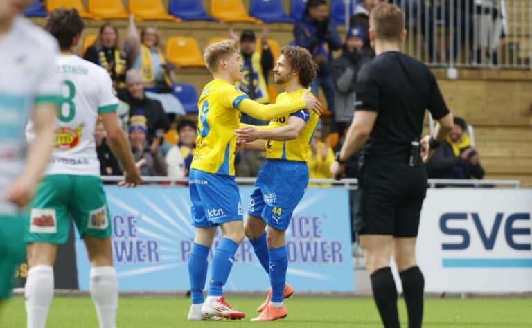 Roman Eremenkolta kermainen tarjoilu - 22-vuotias keskikenttäpelaaja nousi sankariksi - "Kuka olisi ottanut kiinni" Roman Eremenkolta kermainen tarjoilu – 22-vuotias keskikenttäpelaaja nousi sankariksi – ”Kuka olisi ottanut kiinni”