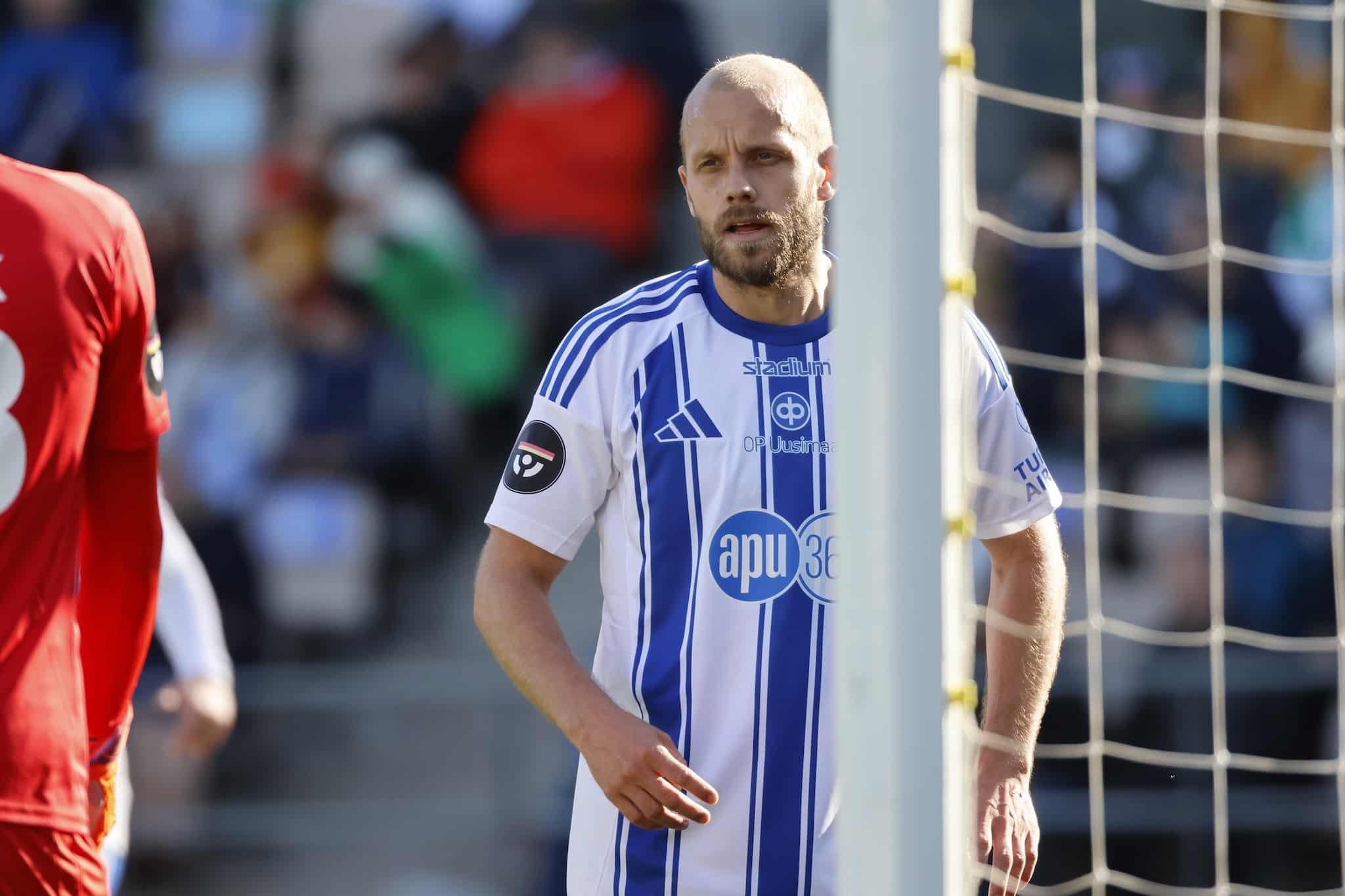 HJK ja KuPS eivät saaneet toisistaan selvää huippuottelussa – lopussa pelottava tilanne
