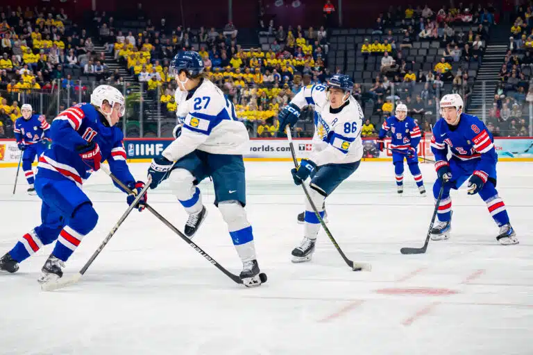Näkökulma: Leijonien MM-menestys tai menestymättömyys ei kerro mitään Suomi-kiekon tilasta