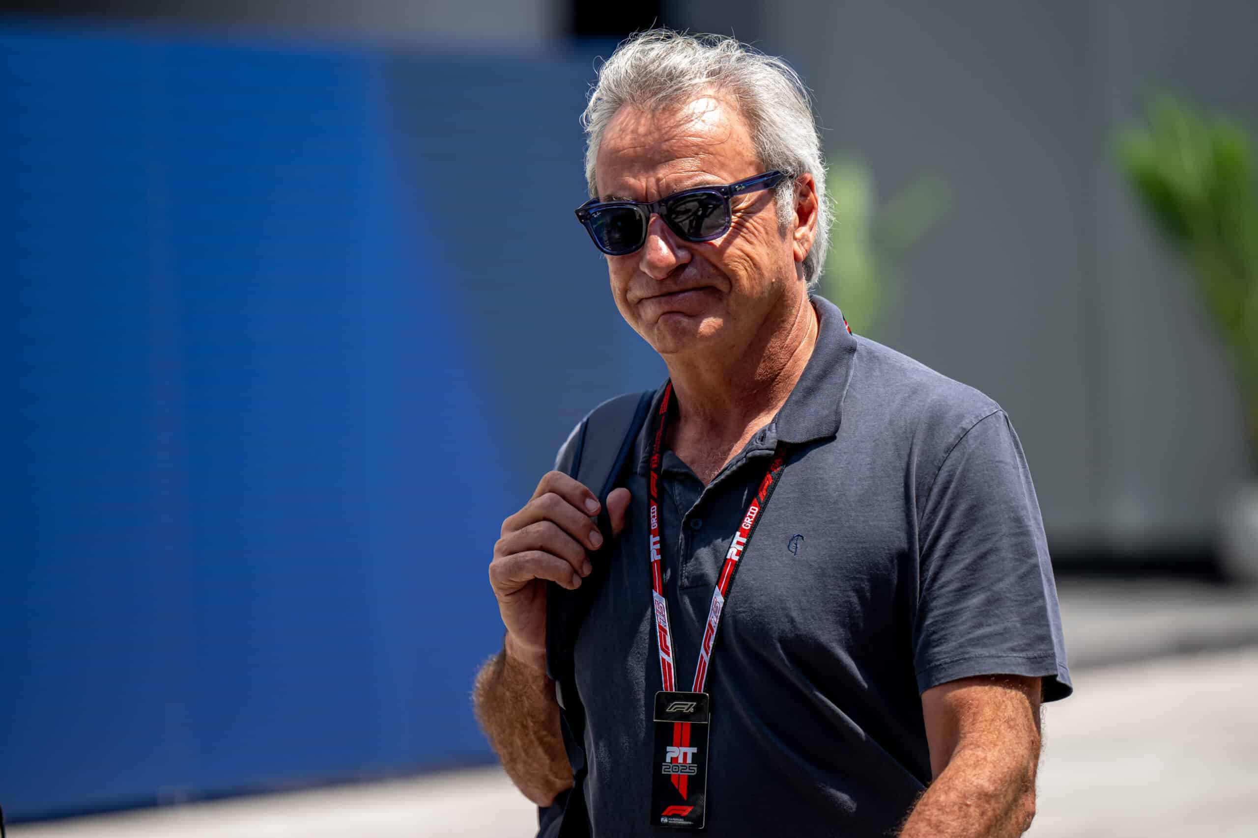 Carlos Sainz pyrkimässä todella kovaan pestiin