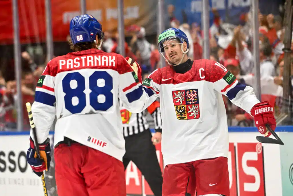 David Pastrnak pelasti Tshekin