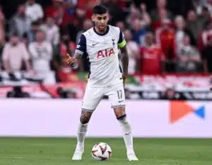 Toimittaja: Tottenhamin kapteeni jättää seuran