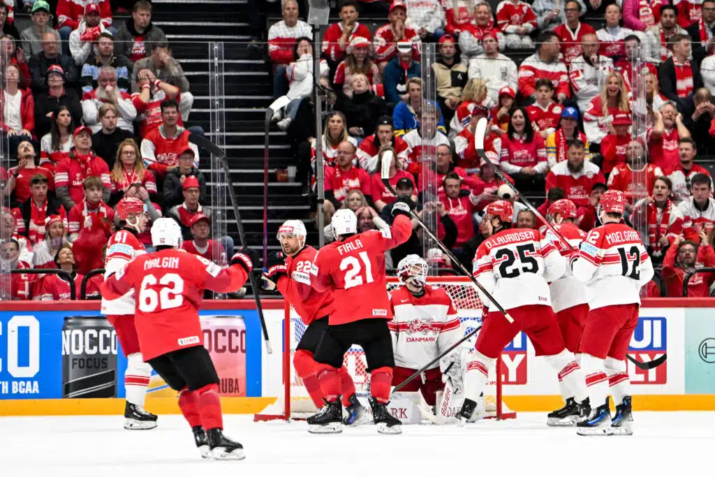 MM-kisoissa todellinen välieräfarssi – Antti Mäkinen sanoi tylyn totuuden Viaplaylla