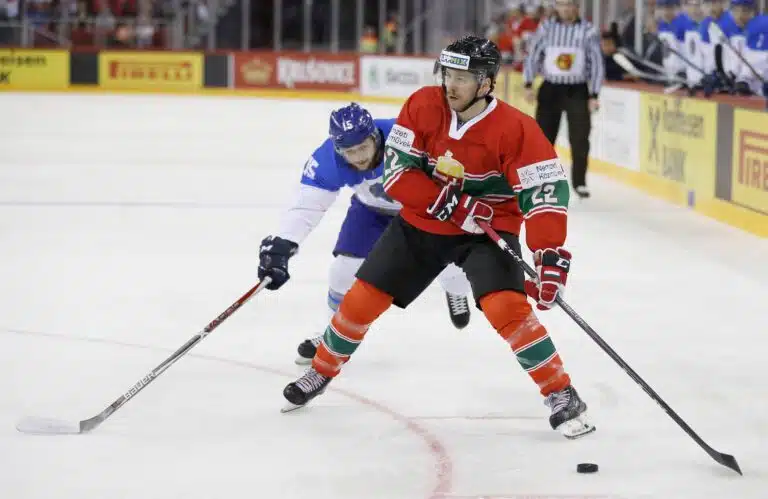 HIFK:sta tuttu pelaaja salamoi MM-kisoissa – lilliputti jysäytti yllätyksen