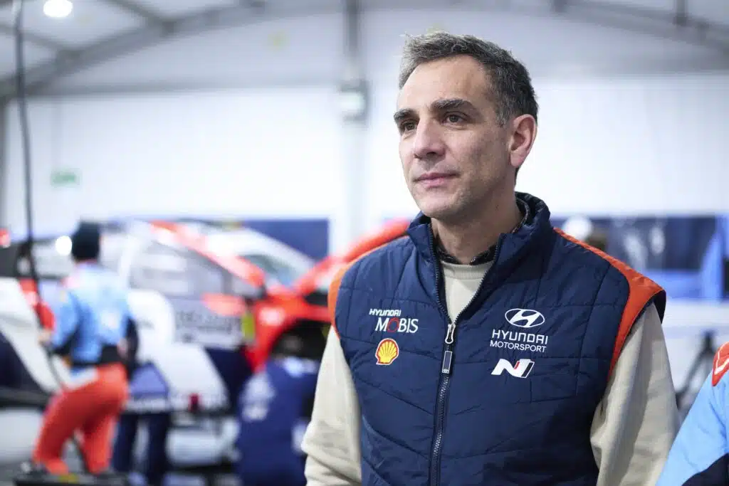 Rallin MM-sarjassa nähtiin raju käänne – tallipomolta kovaa tekstiä