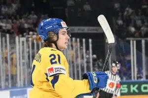 Siirtosaaga tuli päätökseen - nyt puhuu NHL:n kovapalkkaisin pelaaja Siirtosaaga tuli päätökseen – nyt puhuu NHL:n kovapalkkaisin pelaaja