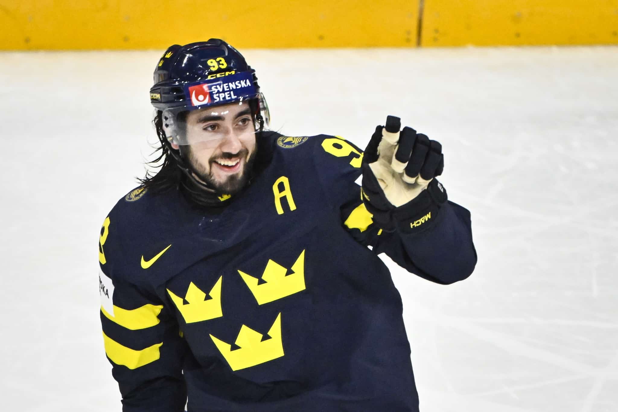 NHL:n supertähti loisti ja pelasti Ruotsin – laukoi ylisanoja hallin uumenissa