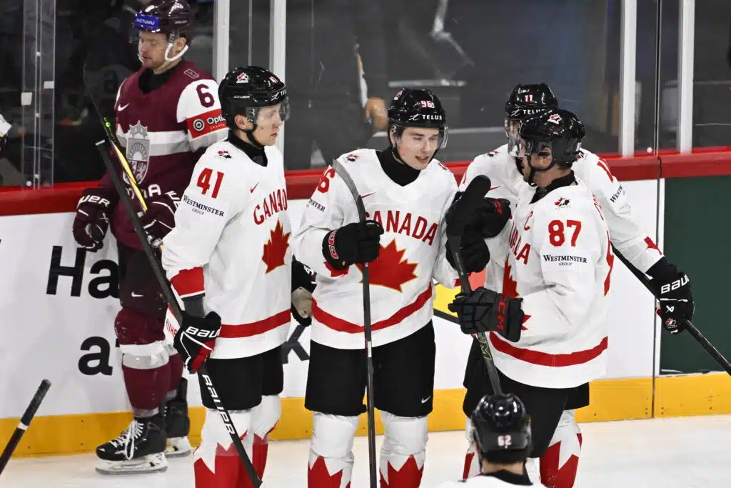 NHL:n supertähti järjesti turpasaunan MM-kisoissa