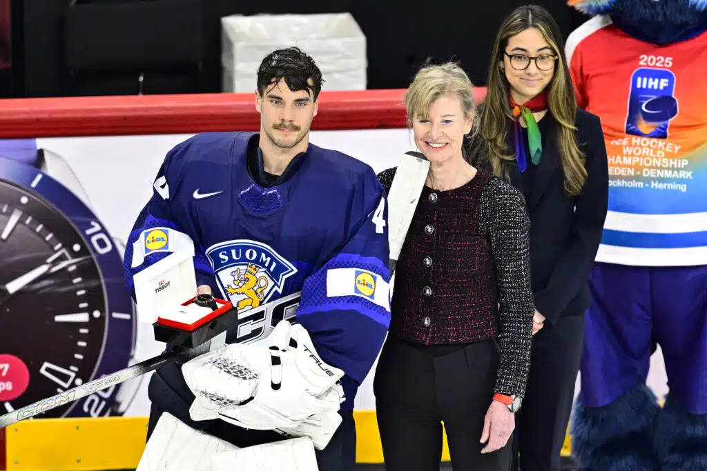 Juuse Saros kovasta puolivälieräpaineesta – ”Siistiä päästä”