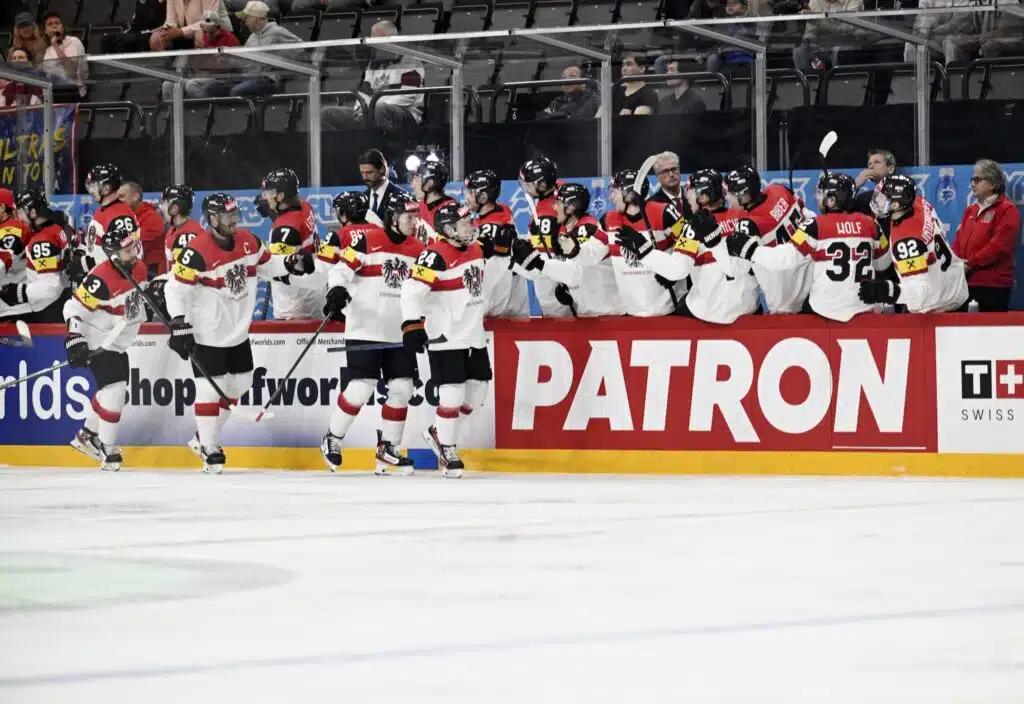 31 vuoden odotus päättyi jääkiekon MM-kisoissa