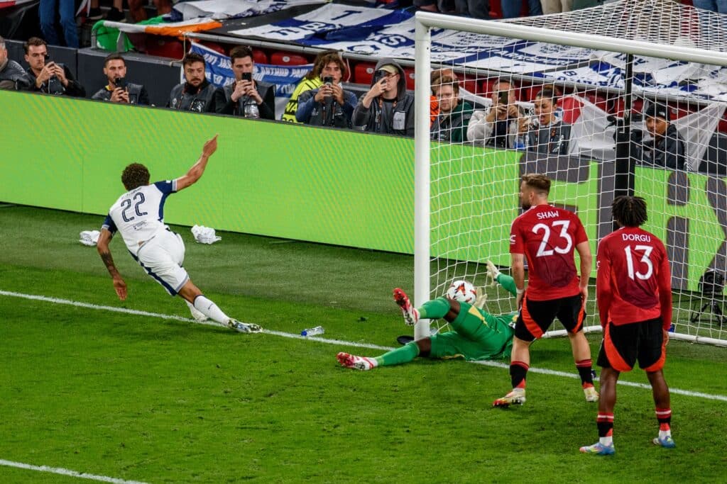 Tottenhamin kapteeni: "Teimme jotain, mitä ihmiset eivät tule koskaan unohtamaan" Tottenhamin kapteeni: ”Teimme jotain, mitä ihmiset eivät tule koskaan unohtamaan”