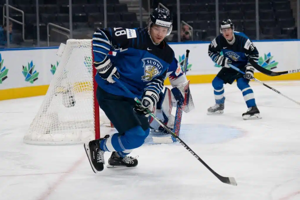 TPS tiedotti kahdesta pelaajasopimuksesta – näin kommentoi Mikko Koivu