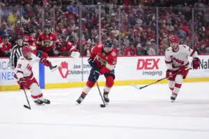 Kohuhankinta vaikuttui Aleksander Barkovin erityisominaisuudesta Sebastian Aho, Aleksander Barkov, Jack Roslovic