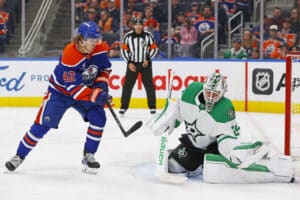 NHL-tähteä verrataan rajulla tavalla suomalaiseen Stanley Cup -voittajaan NHL-tähteä verrataan rajulla tavalla suomalaiseen Stanley Cup -voittajaan