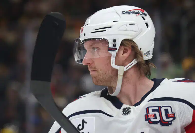 Ruotsalainen NHL-tähti loukkaantui vakavasti – missaa ensi kauden alun