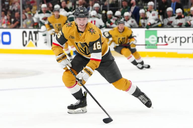 Tilipäivä koittaa – NHL:n mestarisuosikin tähtihyökkääjällä hurja aloitus kauteen