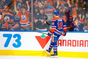 Edmonton Oilers selvittää vahvistuksia vaihtomarkkinoilta kesken loukkaantumissuman