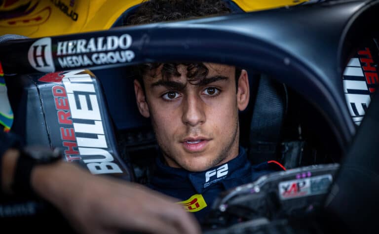 Tuukka Taposen kova kilpakumppani F1-sarjaan kesken kauden? Tuukka Taposen kova kilpakumppani F1-sarjaan kesken kauden?
