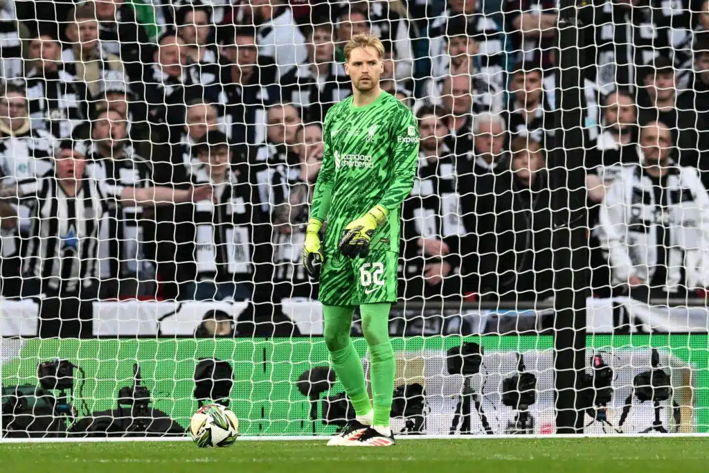 Liverpool-vahti siirtyy kilpailevaan seuraan