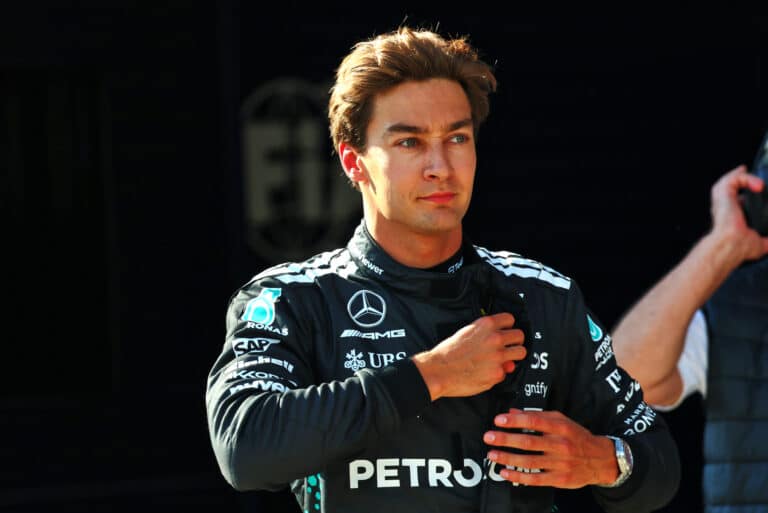 Max Verstappen Mercedekselle? George Russell pamautti nyt suorat sanat