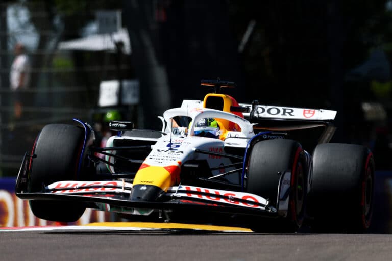 Taas punaiset liput Imolassa – McLaren hallitsi molempia F1-harjoituksia