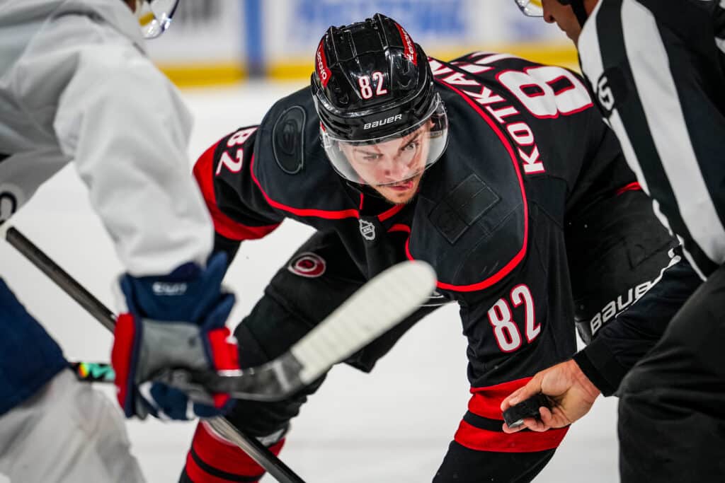 Suomalaisfloppi saamassa lähtöpassit NHL-seurastaan? Suomalaisfloppi saamassa lähtöpassit NHL-seurastaan?