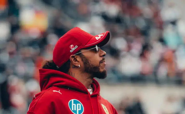 Lewis Hamilton joutui myöntämään karun tosiasian Lewis Hamilton joutui myöntämään karun tosiasian