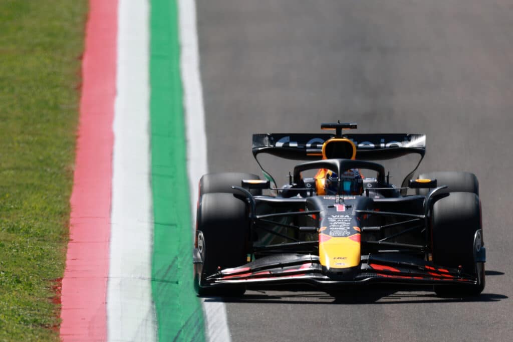 Max Verstappenin mitta alkaa olla tämä – tämä oli jo liikaa Max Verstappenin mitta alkaa olla tämä – tämä oli jo liikaa