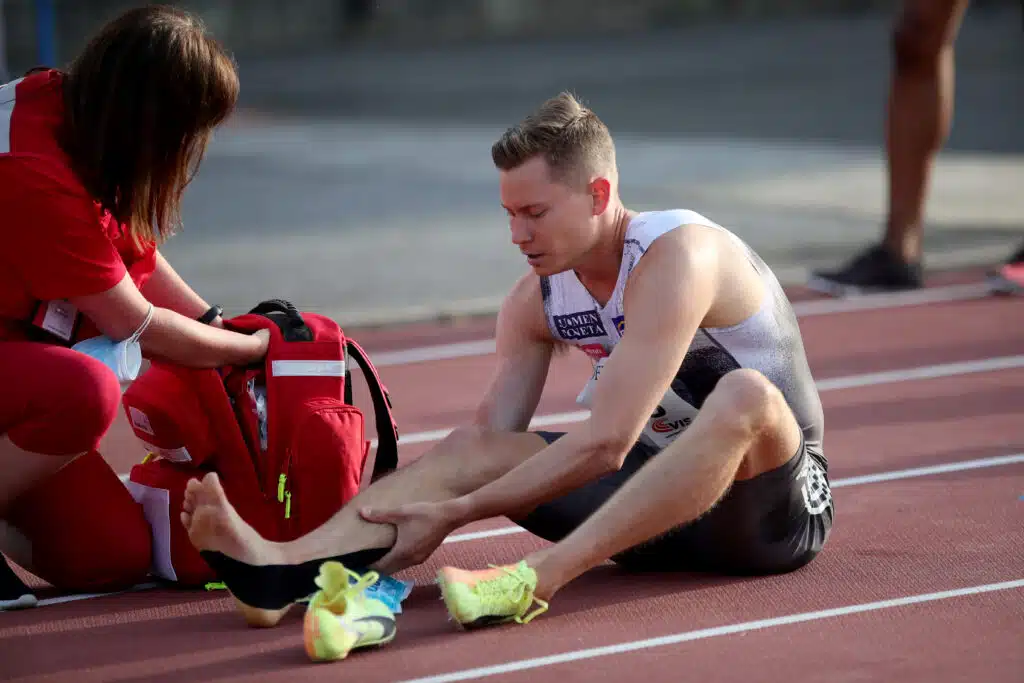 SE-mieheltä kova ratkaisu – piikkarit naulaan