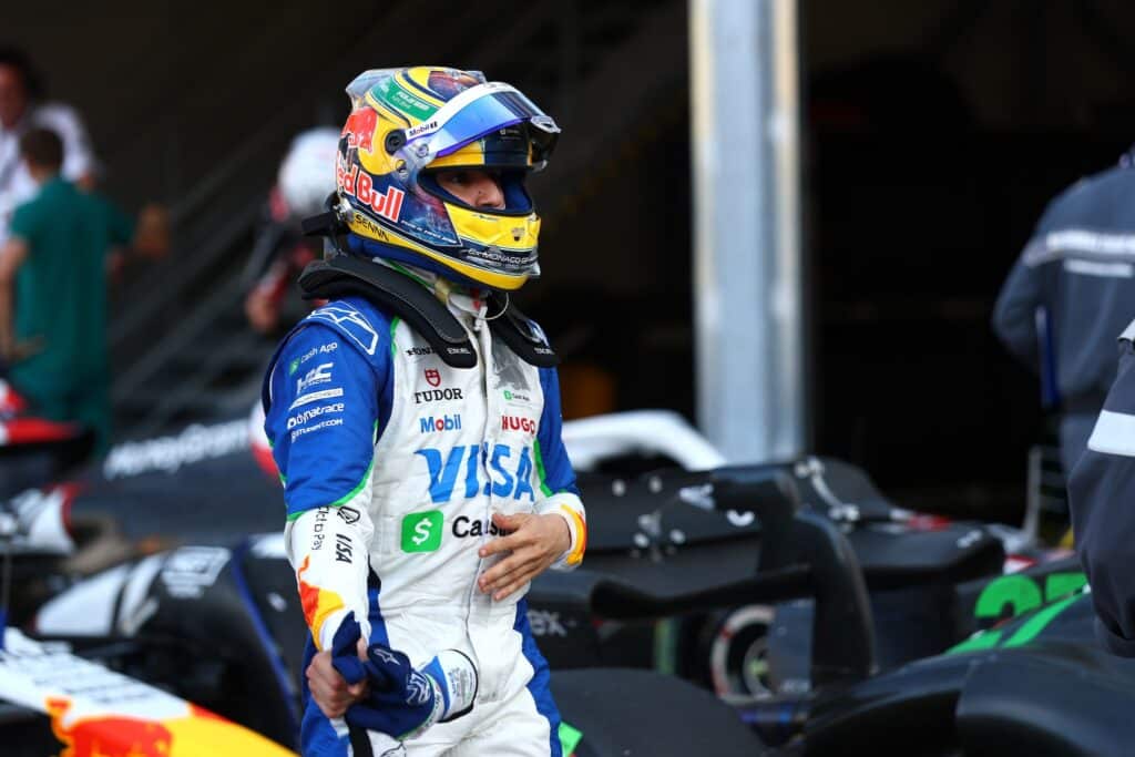 F1-tulokasta verrataan jo lajin suurnimiin - "Rakennuspalikat ovat olemassa" F1-tulokasta verrataan jo lajin suurnimiin – ”Rakennuspalikat ovat olemassa”