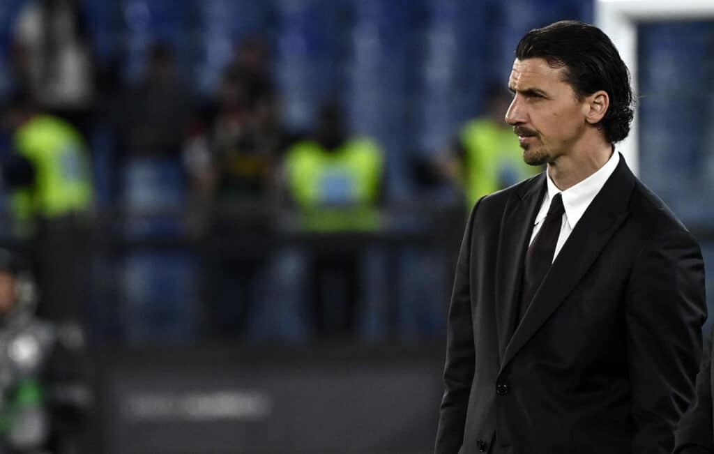 Zlatan Ibrahimovic on potku-uhan alla