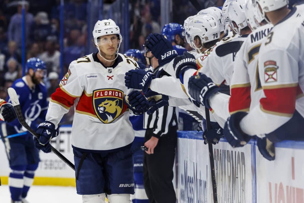 Näin NHL-tähti Eetu Luostarinen kommentoi häkellyttävää iltaansa Näin NHL-tähti Eetu Luostarinen kommentoi häkellyttävää iltaansa
