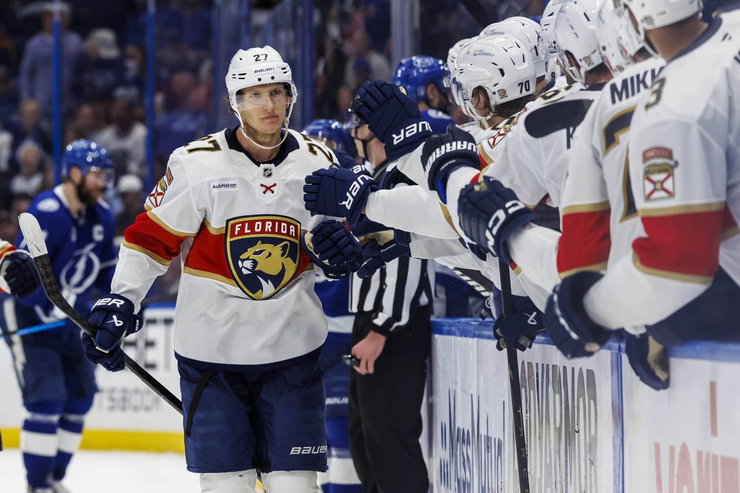 Näin NHL-tähti Eetu Luostarinen kommentoi häkellyttävää iltaansa