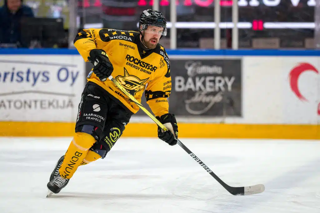 SaiPan tyhjennys jatkuu – nyt lähti varakapteeni