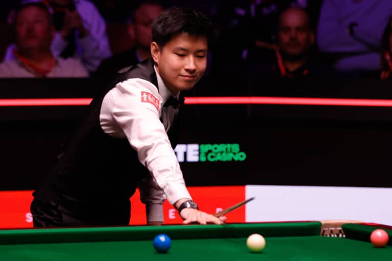 Miljoona dollaria jäi jakamatta – snookerin arvoturnaus maailmanmestarin nimiin