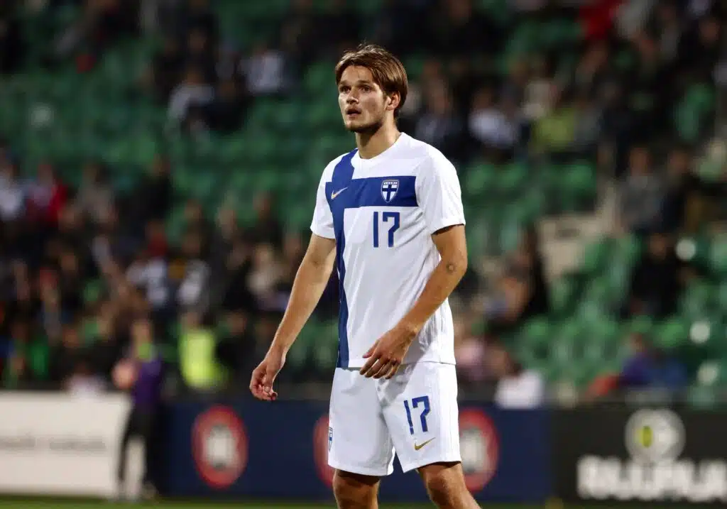 Pikkuhuuhkajien luottomies vaihtaa seuraa