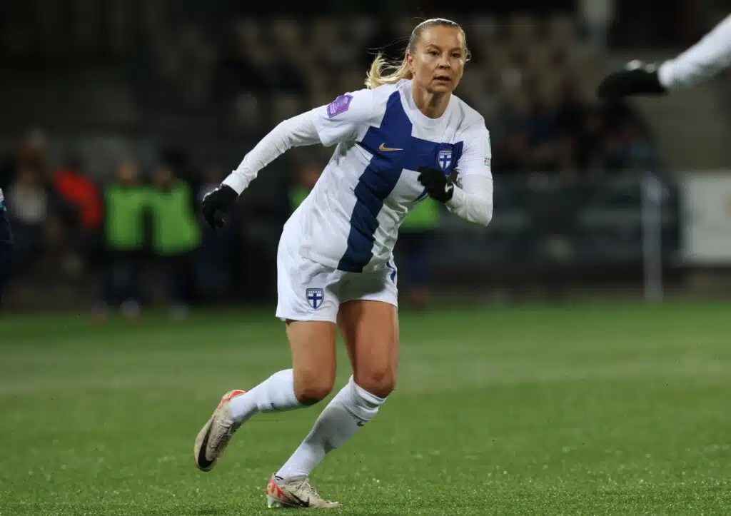 Suomen maajoukkuepelaaja lopettaa juuri ennen EM-kisoja – ”Päätös oli kova ja vaikea”