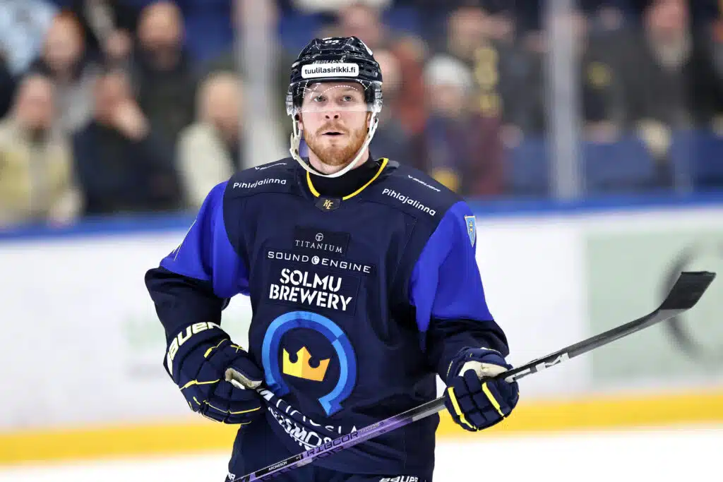 Kiekko-Espoolta juhannusjytky