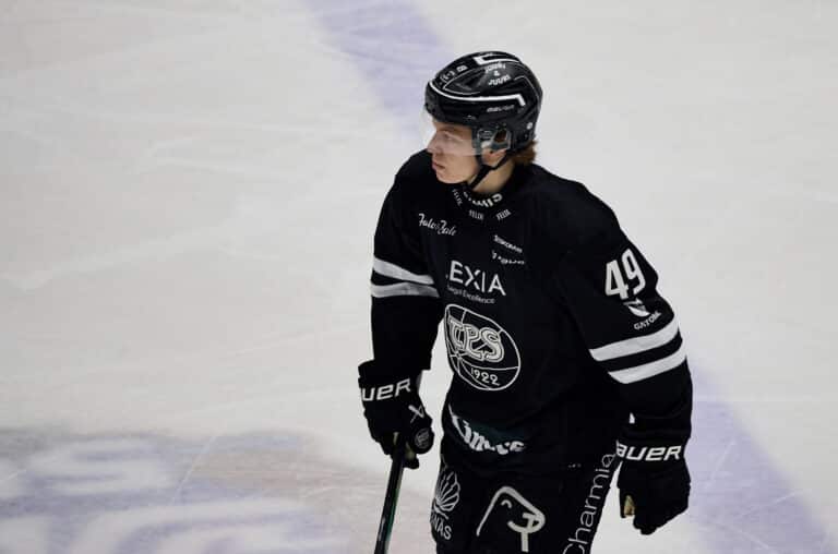 Liiga-seuralta kova veto – ruotsalaistähti jatkaa