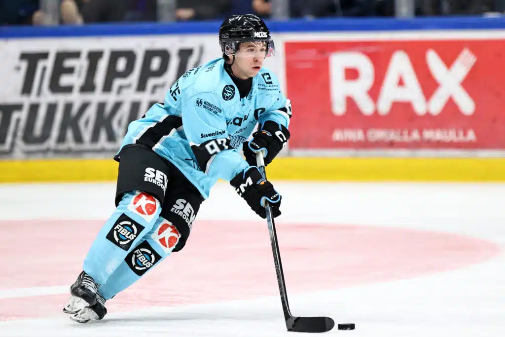 Pelicans menetti hyökkääjänsä KHL:ään