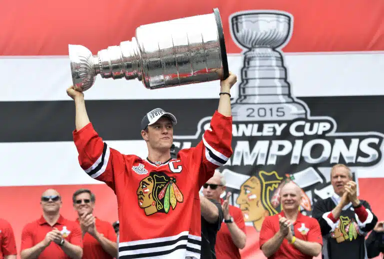 NHL:ssä roihahti iso juhannusuutinen