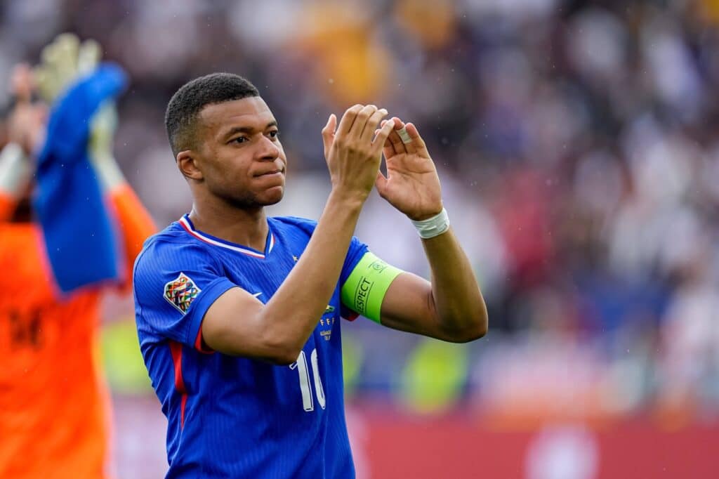Oliko tässä nyt mitään mieltä? Kylian Mbappe rakentamassa Ranskalle voittoa "pakkopullasta" Oliko tässä nyt mitään mieltä? Kylian Mbappe rakentamassa Ranskalle voittoa ”pakkopullasta”