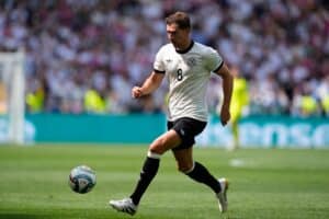 Bayern München -tähteä viedään nyt suurseuraan – Vinny Kompany katsoi paremmaksi vaieta