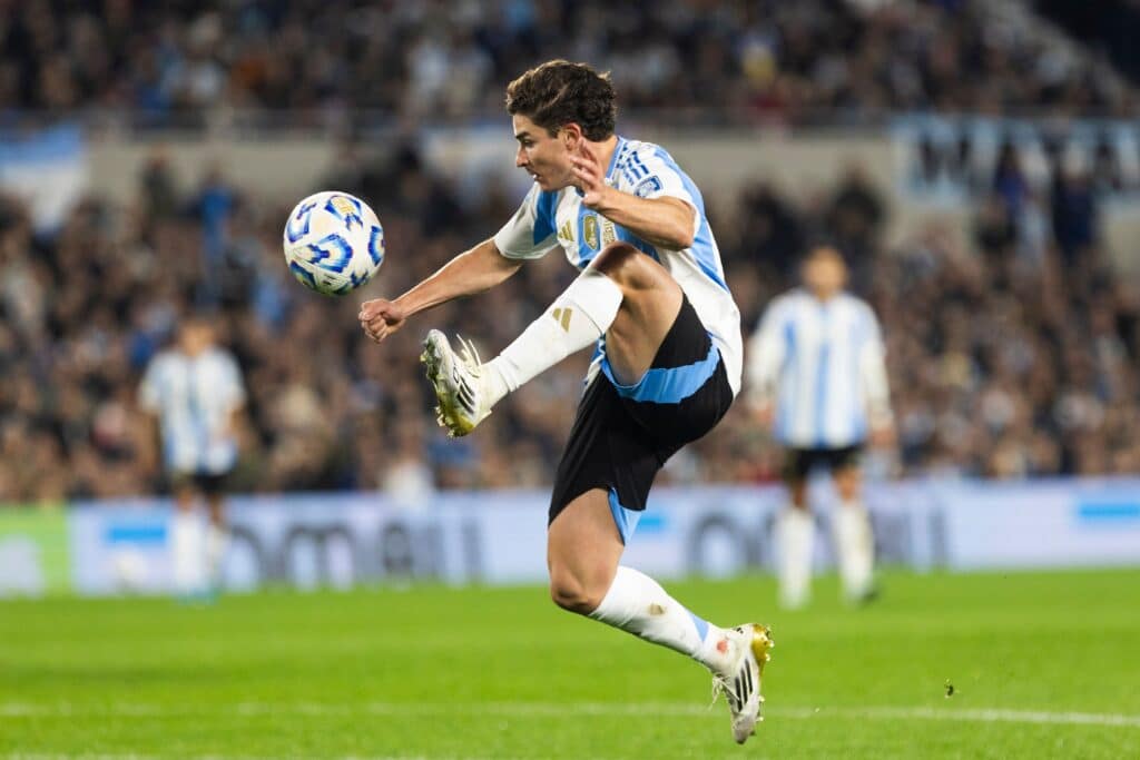 Oho: Tekeekö Chelsea 150 miljoonan euron tarjouksen? Oho: Tekeekö Chelsea 150 miljoonan euron tarjouksen?