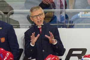 Venäläinen kiekkopomo avasi maan paluuta kisoihin – ”Lähitulevaisuudessa”