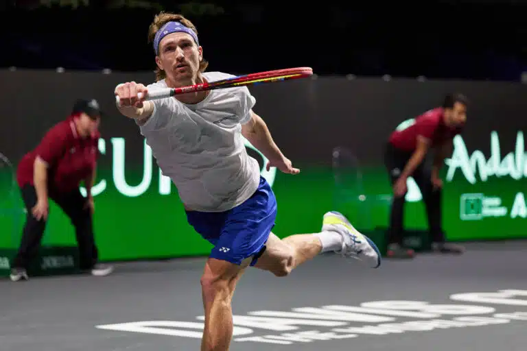Karmiva arpaonni – tennislupaukset jäämässä karsintaan Helsingissä