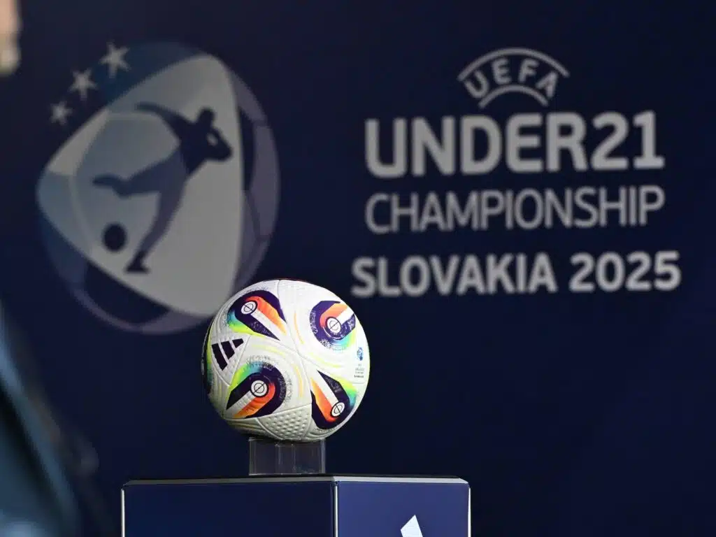 Portugali ja Ranska iloittelivat EM-kisoissa